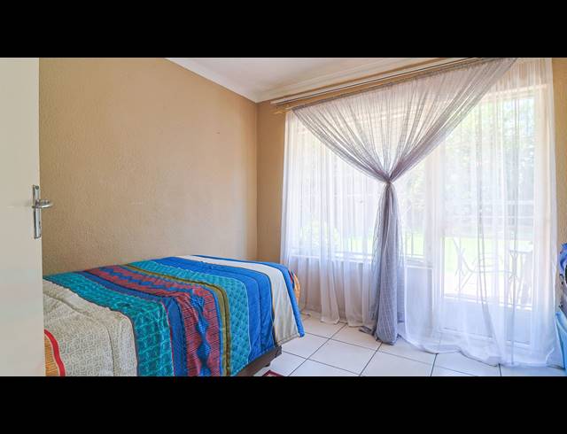 4 BEDROOM FREESTANDING FOR SALE IN MULBARTON